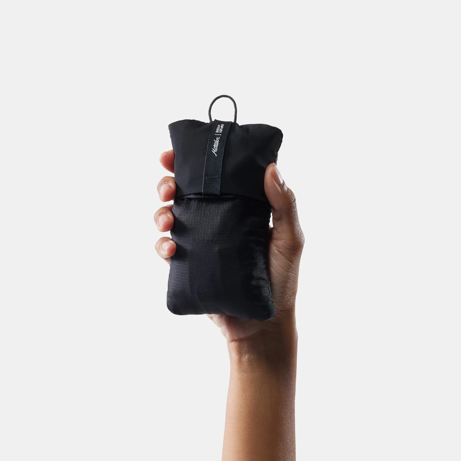 Blackout Eyemask + Earplugs Kit - Image 5